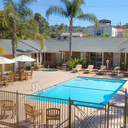 Holiday Inn Express&Suites La Jolla Beach Area 